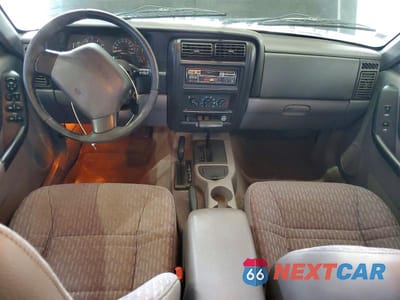 Zdjęcie 8 z 13 samochodu: 1998 JEEP CHEROKEE SPORT VIN:1J4FJ68S1WL252714 - miniatura