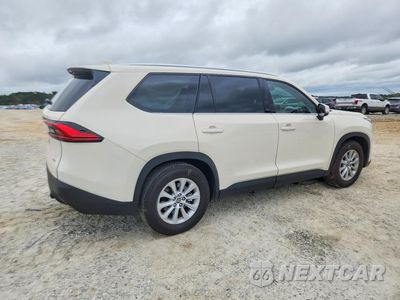 Trzecie zdjęcie samochodu z tyłu: 2024 TOYOTA GRAND HIGHLANDER XLE VIN:5TDAAAA5XRS012040 - miniatura