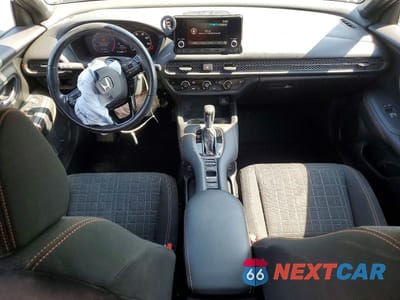 Zdjęcie 8 z 14 samochodu: 2024 HONDA HR-V SPORT VIN:3CZRZ2H53RM708403 - miniatura