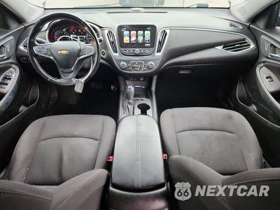 Zdjęcie 8 z 12 samochodu: 2017 CHEVROLET MALIBU LT VIN:1G1ZE5ST6HF289061 - miniatura