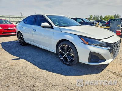 Czwarte zdjęcie samochodu z boku: 2024 NISSAN ALTIMA SL VIN:1N4BL4EWXRN403364 - miniatura