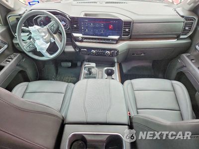 Zdjęcie 8 z 13 samochodu: 2025 GMC SIERRA K1500 SLT VIN:3GTUUDED4SG353283 - miniatura