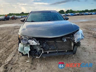 Piąte zdjęcie samochodu w środku: 2012 TOYOTA CAMRY HYBRID XLE VIN:4T1BD1FK0CU037621 - miniatura
