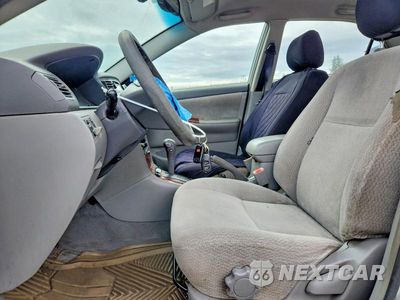 Zdjęcie 7 z 12 samochodu: 2003 TOYOTA COROLLA LE VIN:JTDBR32E630041908 - miniatura