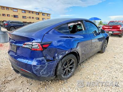 Trzecie zdjęcie samochodu z tyłu: 2025 TESLA MODEL Y VIN:7SAYGDEDXSF226832 - miniatura