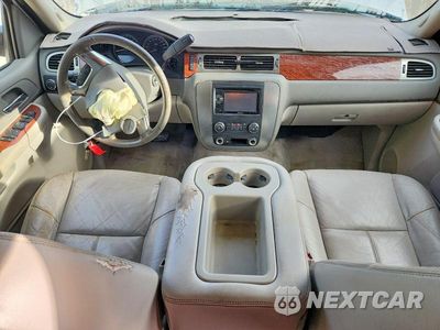 Zdjęcie 8 z 13 samochodu: 2007 GMC YUKON VIN:1GKFC13C17J242351 - miniatura