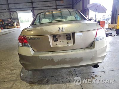 Zdjęcie 6 z 12 samochodu: 2008 HONDA ACCORD LXP VIN:1HGCP26458A011193 - miniatura