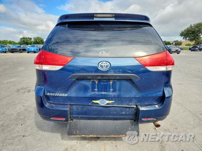 Zdjęcie 6 z 13 samochodu: 2011 TOYOTA SIENNA BASE 7-PASSENGER VIN:5TDZK3DC4BS025040 - miniatura
