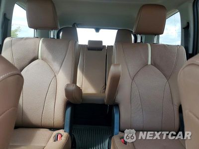 Zdjęcie 10 z 13 samochodu: 2026 TOYOTA GRAND HIGHLANDER PLATINUM VIN:5TDAAAB50TS130734 - miniatura