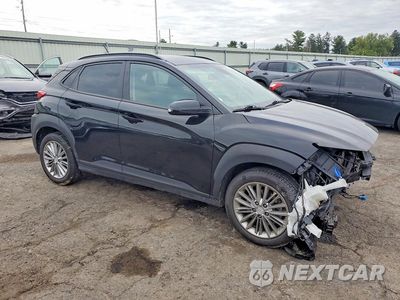 Czwarte zdjęcie samochodu z boku: 2020 HYUNDAI KONA SEL VIN:KM8K2CAA5LU567440 - miniatura