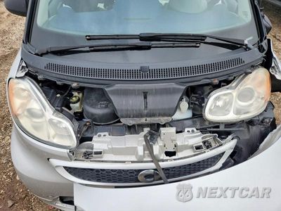 Zdjęcie 11 z 12 samochodu: 2015 SMART FORTWO PURE VIN:WMEEJ3BA3FK820016 - miniatura