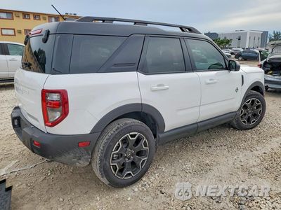 Trzecie zdjęcie samochodu z tyłu: 2025 FORD BRONCO SPORT OUTER BANKS VIN:3FMCR9CNXSRF37438 - miniatura