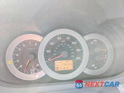 Zdjęcie 9 z 13 samochodu: 2007 TOYOTA RAV4 BASE VIN:JTMBD33V576029975 - miniatura
