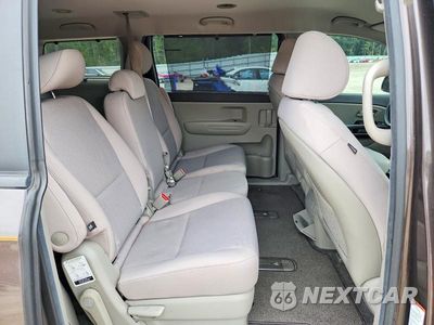 Zdjęcie 11 z 13 samochodu: 2016 KIA SEDONA LX VIN:KNDMB5C14G6193113 - miniatura