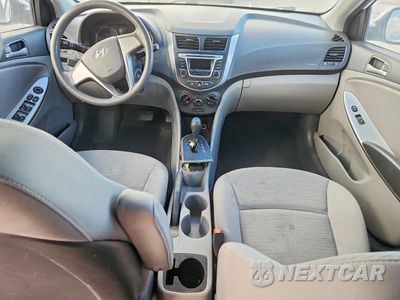 Zdjęcie 8 z 12 samochodu: 2015 HYUNDAI ACCENT GLS VIN:KMHCT4AE0FU922030 - miniatura
