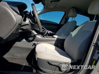 Zdjęcie 7 z 12 samochodu: 2021 HYUNDAI SONATA HYBRID BLUE VIN:KMHL24JJ3MA017991 - miniatura