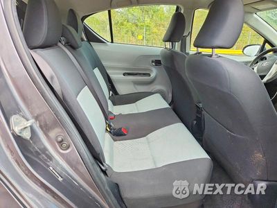 Zdjęcie 10 z 12 samochodu: 2013 TOYOTA PRIUS C TWO VIN:JTDKDTB3XD1540140 - miniatura