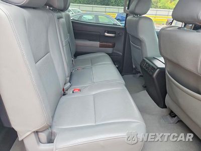 Zdjęcie 10 z 12 samochodu: 2010 TOYOTA TUNDRA CREWMAX LIMITED VIN:5TFHW5F16AX114303 - miniatura