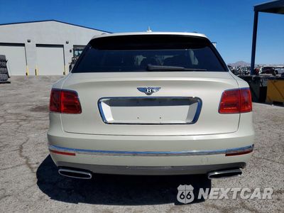 Zdjęcie 6 z 14 samochodu: 2018 BENTLEY BENTAYGA VIN:SJAAC2ZV3JC017849 - miniatura