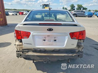 Zdjęcie 6 z 12 samochodu: 2013 KIA FORTE EX VIN:KNAFU4A20D5724069 - miniatura