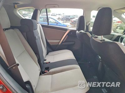 Zdjęcie 11 z 13 samochodu: 2018 TOYOTA RAV4 HYBRID LE VIN:JTMRJREV6JD253377 - miniatura