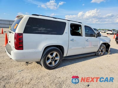 Trzecie zdjęcie samochodu z tyłu: 2008 CHEVROLET SUBURBAN C1500 LS VIN:1GNFC16008J204471 - miniatura