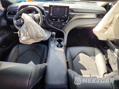 Zdjęcie 8 z 12 samochodu: 2024 TOYOTA CAMRY SE VIN:4T1G11AK1RU234568 - miniatura