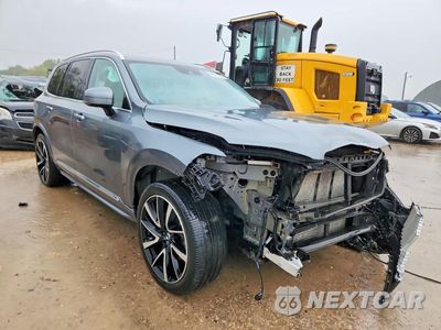 Czwarte zdjęcie samochodu z boku: 2019 VOLVO XC90 T6 INSCRIPTION VIN:YV4A22PL8K1466215 - miniatura