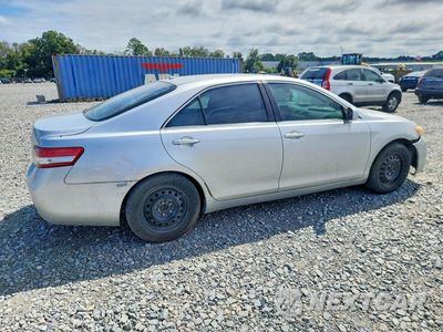 Trzecie zdjęcie samochodu z tyłu: 2010 TOYOTA CAMRY LE VIN:4T4BF3EK5AR044137 - miniatura