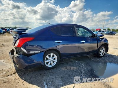 Trzecie zdjęcie samochodu z tyłu: 2013 NISSAN VERSA 1.6 S VIN:3N1CN7AP6DL887246 - miniatura