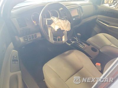 Zdjęcie 8 z 12 samochodu: 2014 TOYOTA TACOMA VIN:5TFUX4EN7EX027803 - miniatura