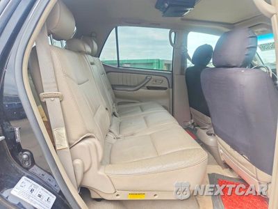 Zdjęcie 10 z 11 samochodu: 2007 TOYOTA SEQUOIA LIMITED VIN:5TDBT48A67S292474 - miniatura