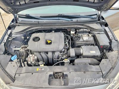 Zdjęcie 11 z 12 samochodu: 2019 HYUNDAI ELANTRA SE VIN:5NPD74LF5KH419794 - miniatura