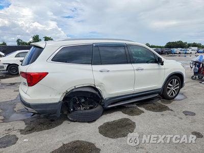 Trzecie zdjęcie samochodu z tyłu: 2018 HONDA PILOT TOURING VIN:5FNYF6H97JB019915 - miniatura