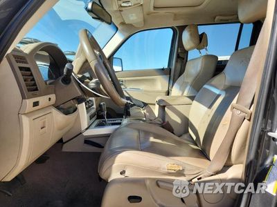 Zdjęcie 7 z 13 samochodu: 2010 JEEP LIBERTY LIMITED VIN:1J4PN5GKXAW127805 - miniatura