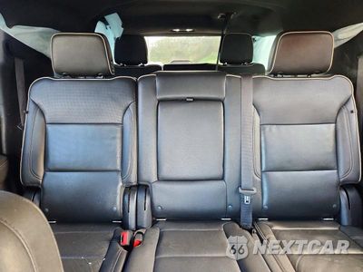 Zdjęcie 10 z 13 samochodu: 2021 GMC YUKON XL K1500 SLT VIN:1GKS2GKD7MR359069 - miniatura