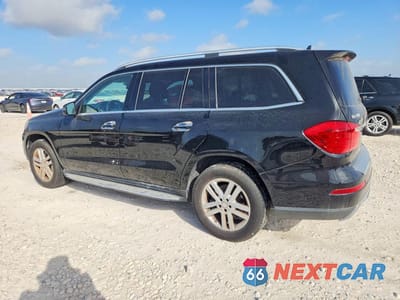 Drugie zdjęcie samochodu z przodu: 2015 MERCEDES-BENZ GL 350 BLUETEC VIN:4JGDF2EE5FA460060 - miniatura