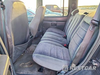 Zdjęcie 11 z 14 samochodu: 2000 FORD EXPLORER XLT VIN:1FMZU63E0YZA92042 - miniatura