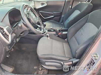 Zdjęcie 7 z 12 samochodu: 2021 KIA SOUL LX VIN:KNDJ22AU6M7738488 - miniatura