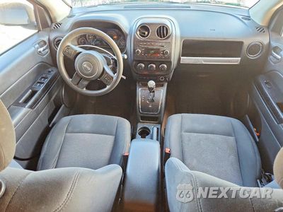 Zdjęcie 8 z 13 samochodu: 2015 JEEP COMPASS SPORT VIN:1C4NJCBB2FD274787 - miniatura