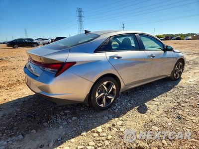 Trzecie zdjęcie samochodu z tyłu: 2023 HYUNDAI ELANTRA SEL VIN:5NPLS4AG7PH111541 - miniatura