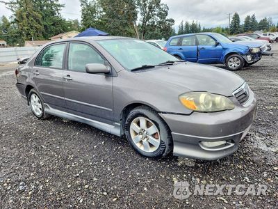 Czwarte zdjęcie samochodu z boku: 2005 TOYOTA COROLLA CE VIN:1NXBR32E35Z444879 - miniatura