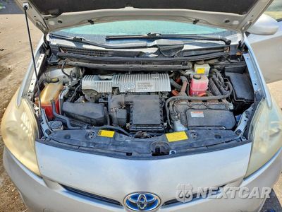 Zdjęcie 11 z 12 samochodu: 2012 TOYOTA PRIUS TWO VIN:JTDKN3DU0C1550645 - miniatura