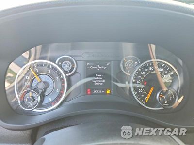 Zdjęcie 9 z 13 samochodu: 2022 RAM 3500 VIN:3C7WRTCL1NG390054 - miniatura