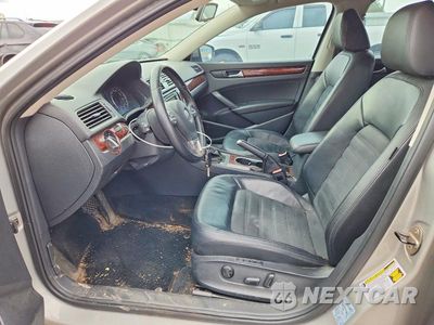 Zdjęcie 7 z 12 samochodu: 2013 VOLKSWAGEN PASSAT SEL VIN:1VWCN7A31DC143928 - miniatura