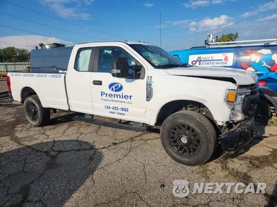 Czwarte zdjęcie samochodu z boku: 2020 FORD F350 SUPER DUTY VIN:1FT8X3B64LEE67219 - miniatura