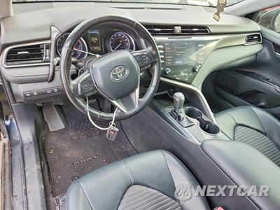 Zdjęcie 8 z 12 samochodu: 2019 TOYOTA CAMRY L VIN:4T1B11HK3KU209807 - miniatura