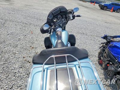 Zdjęcie 6 z 9 samochodu: 2007 HARLEY-DAVIDSON FLHTCUI VIN:1HD1FC41X7Y610294 - miniatura