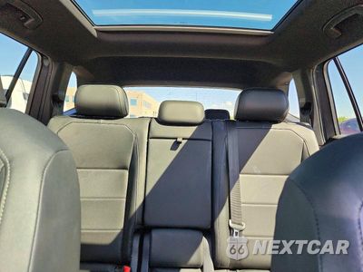 Zdjęcie 10 z 13 samochodu: 2018 VOLKSWAGEN TIGUAN SE VIN:3VV2B7AX3JM197687 - miniatura