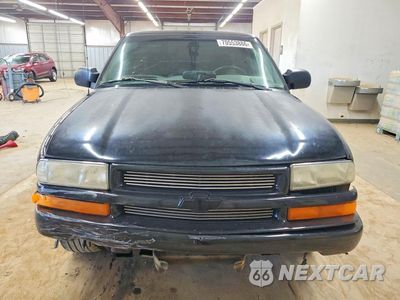 Piąte zdjęcie samochodu w środku: 2001 CHEVROLET S-10 VIN:1GCCS145318128769 - miniatura